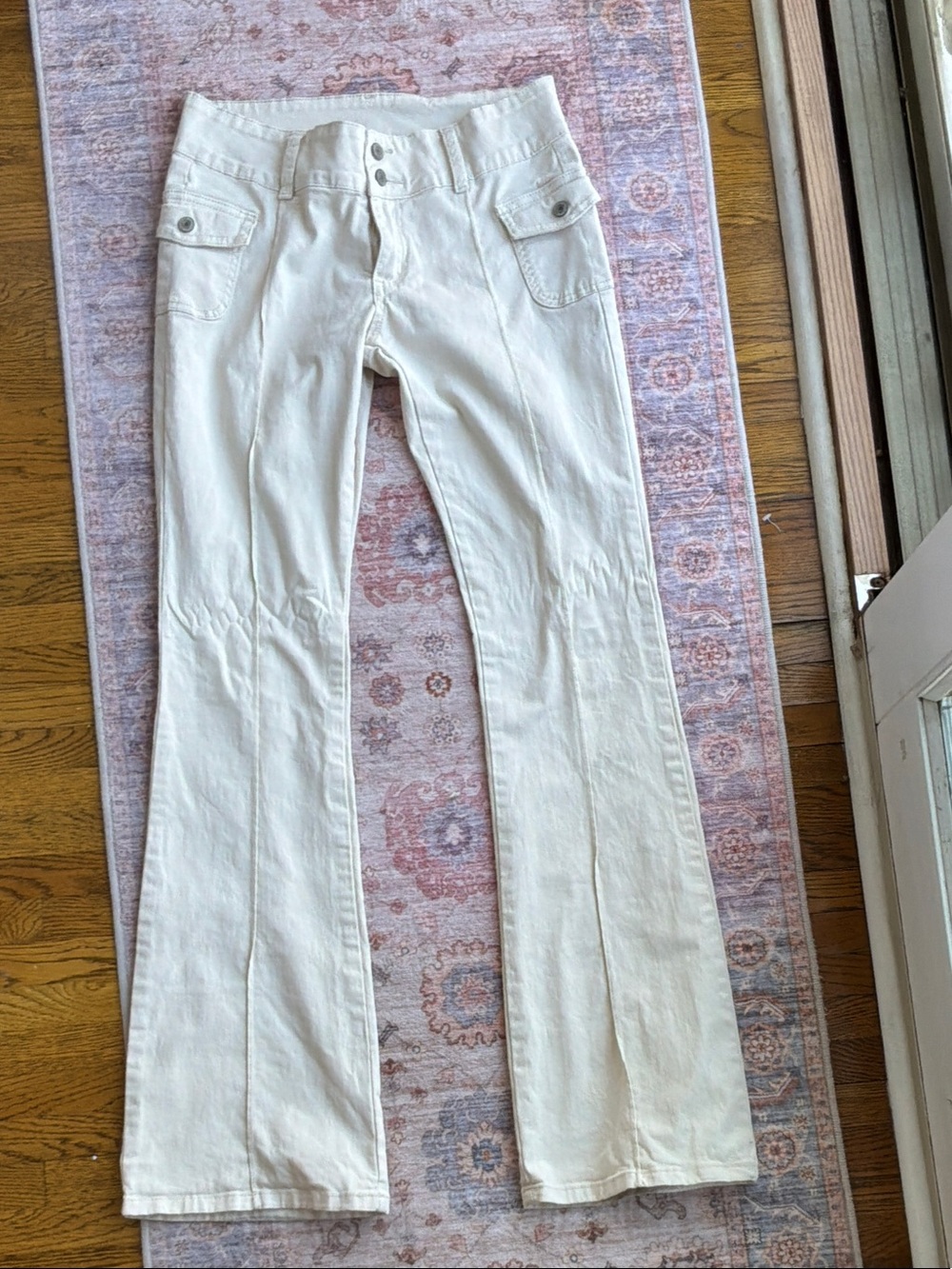 Women’s Cream Flared Jeans - Classic High-Rise Style J.GALT